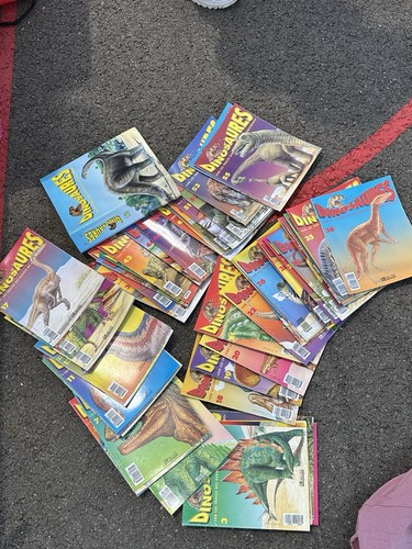 Lot magazine dinosaure - 55,
