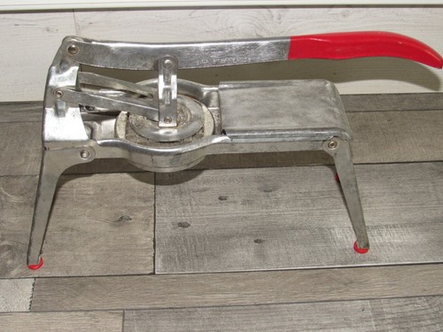 Vintage ancien coupe frites - /,