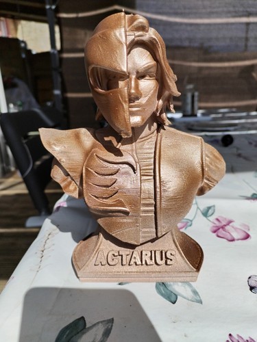 Buste figurine actarus couleur - buste,
