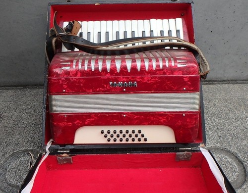 Yamaha accordéon rouge - yamaha, ya-21