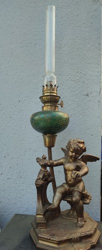 Lampe pétrole ange - lampe,