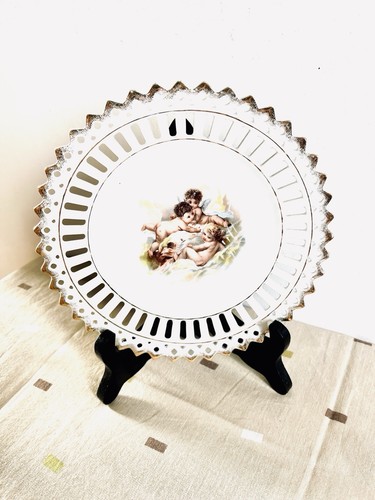 Assiette ajourée - assiette,