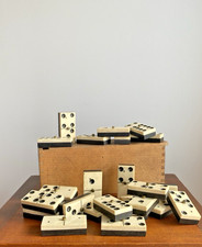 🁫  Jeu de dominos ancien en