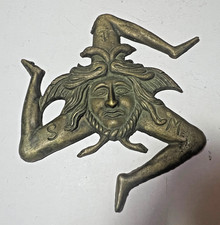 ANTIQUE BRONZE TRINACRIA