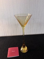 Verre modèle bouquet jaune en