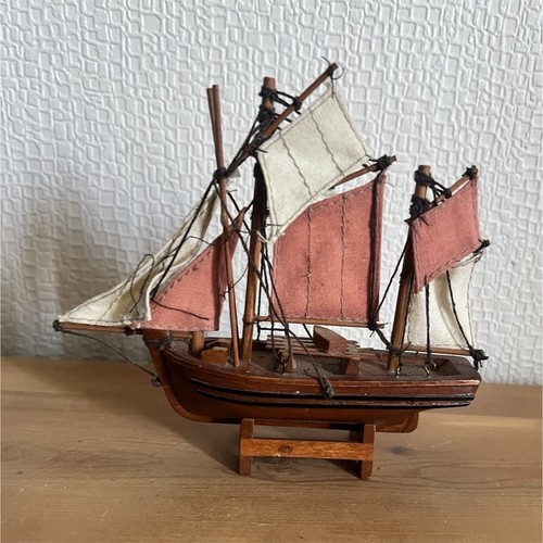 Ancienne maquette bateau - ancienne,