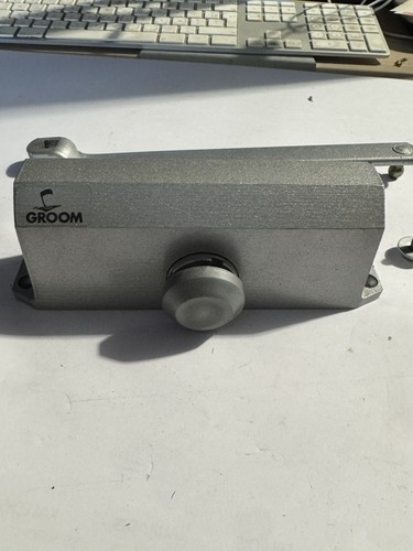 Ferme porte groom bras - porte,