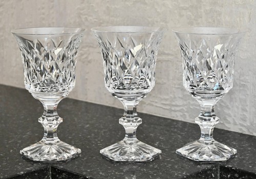 Three val saint - three, (3)