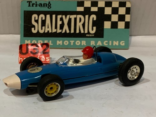 Slot car rail - car,