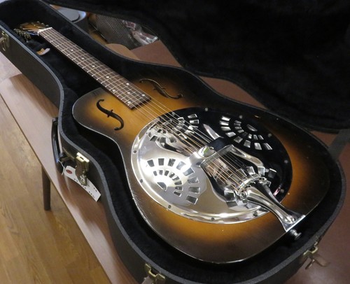 Dobro dwf wood - dobro,