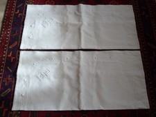 (1 paire) 2 anciennes taies