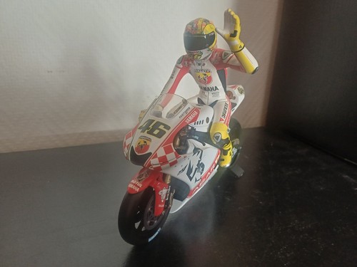 Yamaha yzr valentino - yamaha, yzr-m1