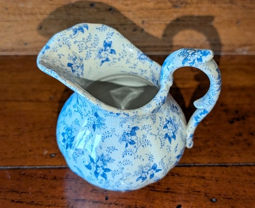 Dinette pot lait - pot, faïence