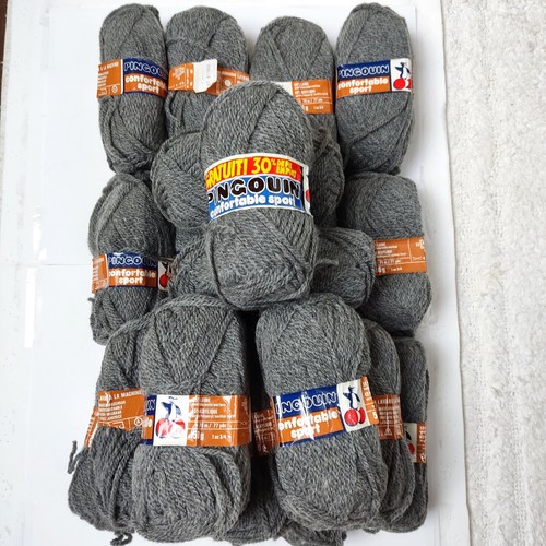 Lot pelotes laine - de, 50