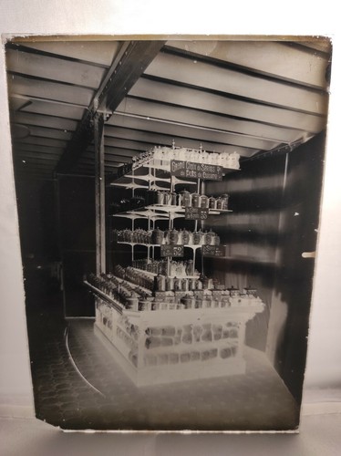 Meuble magasin pots - meuble,