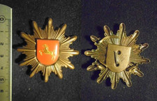 INSIGNE DE CASQUETTE POLICE