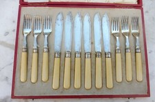 service à poissons Anglais