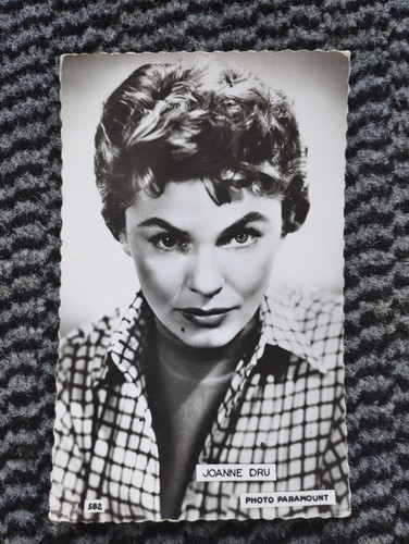 Carte postale joanne dru - de,