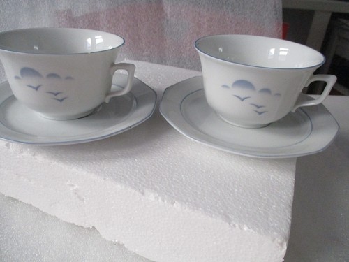 Lot tasses et - lot, 2