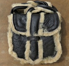 POCHETTE MOUTON RETOURNE NEUVE