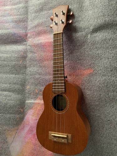Ukulele kmise kmu21s - ukulele,