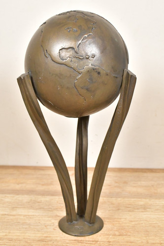 Heavy bronze planet earth - bronze,