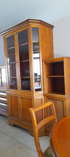 Vitrine éclairée merisier - éclairée,