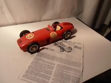 Cox 049 Mercedes-Benz