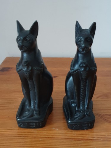 Deux statuettes chat bastet - de,