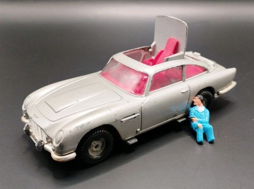 Corgi aston martin db5 james - martin,