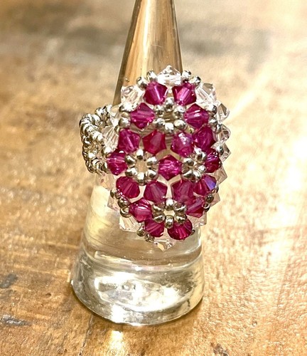 🟢Jolie bague fleur perles