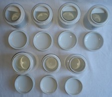 pots à onguent anciens de