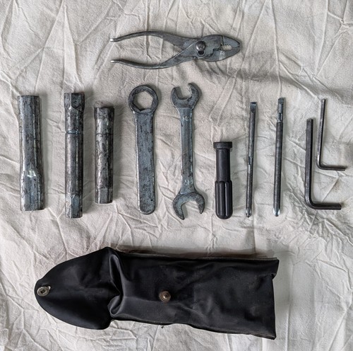 Trousse outils suzuki - outils, xf