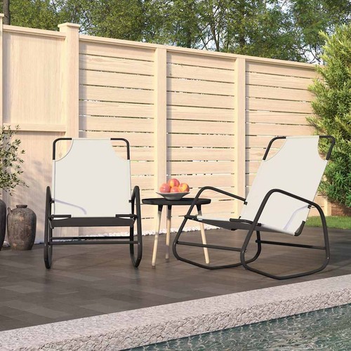 Lot chaises longues à - 2,