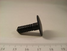 Piton plastique tapis de malle