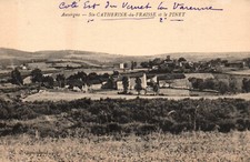 CPA 63 - STE CATHERINE DU FRAISSE (P. de D.) - Le Village et le Pinet