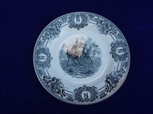 Superbe top assiette plate - !,