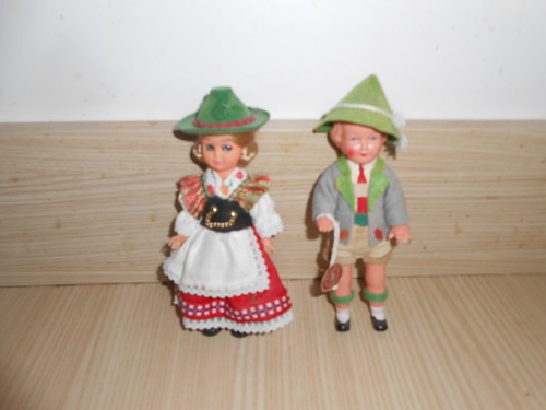 Couple poupées tyrolienne - de,