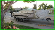 2000 Seaswirl Striper Fishing Boat