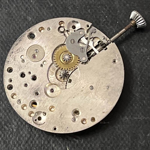 Mouvement mécanique record - mouvement,