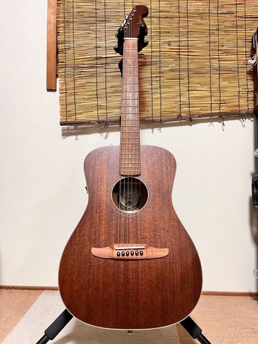étui rigide spécial guitare - Étui,