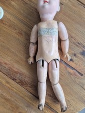 Jumeau corps de poupée
