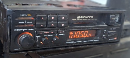 Pioneer 3500 car radio - pioneer,