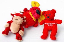 🧸 Set of 3 Red Plush Toys