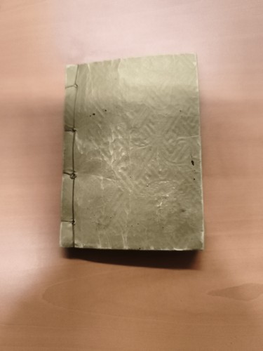 Livre religieux japonais