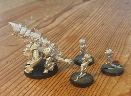 Citadel warhammer 40k tyranid - citadel,