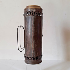 Ancienne lanterne sourde en