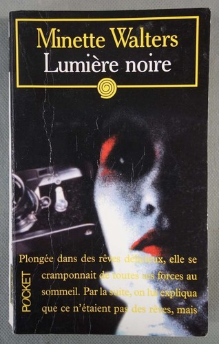 Lumière noire minette - noire,