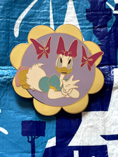 Disney Pin Trading Daisy Duck Auctions Pin 2004 Springtime LE 100