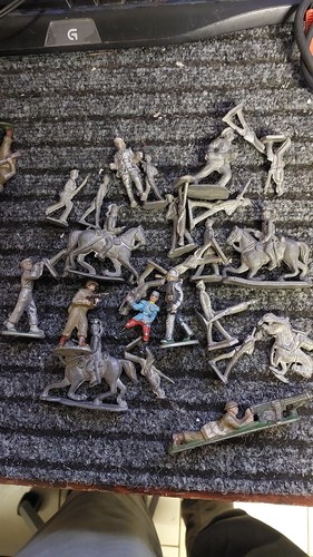 Lot toutes epoques figurines - toutes,